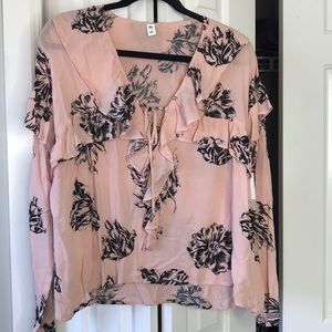 BP Floral v-neck blouse NWT